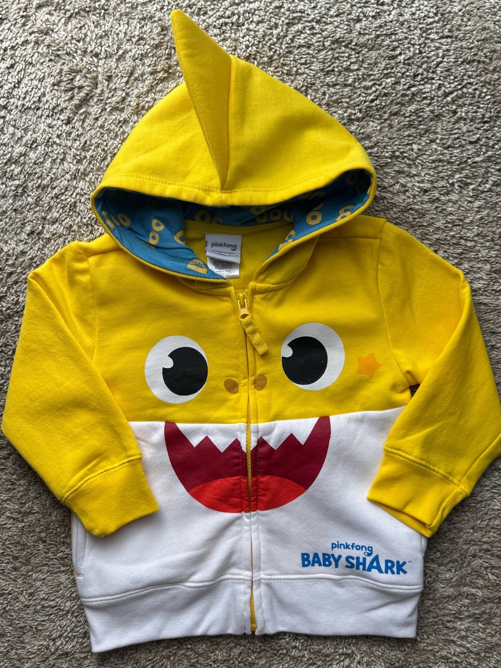 Pinkfong Baby Shark Hoodie Toddler Size 3T Yellow Shark Fin Zip Up Fleece